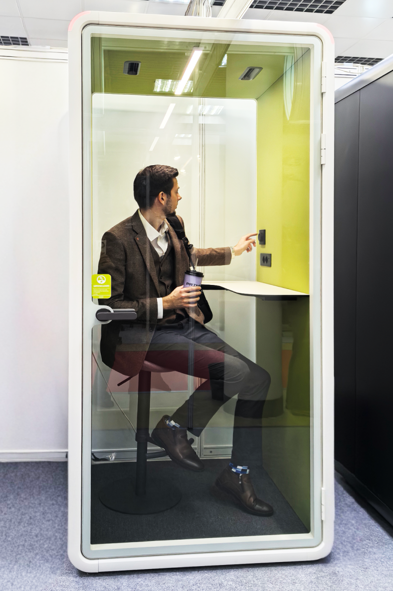 son şirket davası hakkında Single people soundproof pod : introduction to Model S